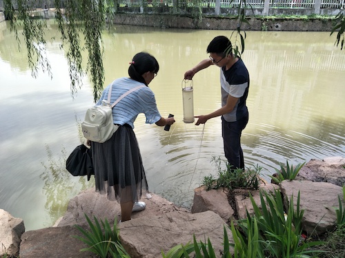 7月10日 91制片
 赴嘉兴”青水“小分队 采样
