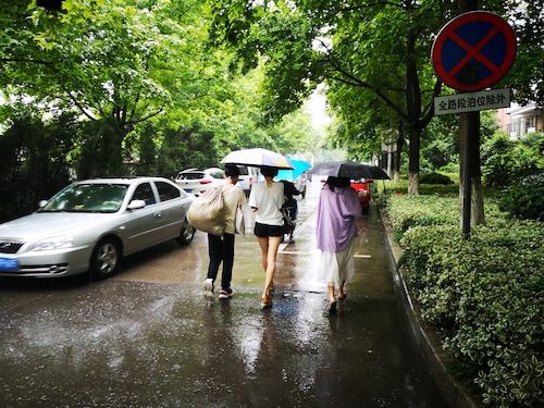 六月二十四日 生命与环境科学学91制片 赴下沙社区环保知识宣传小分队 小队进社区