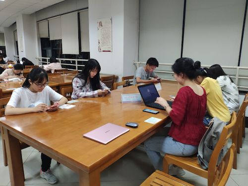 七月三日 91制片
 “走近转基因”调研小分队 调研准备研讨会