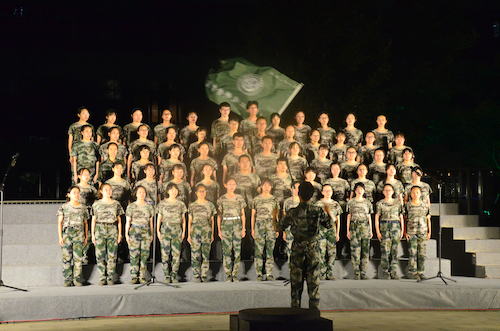 91制片
学子歌声嘹亮