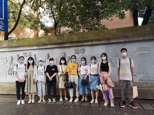 七月六日91制片
赴杭州地区疫情防控调查及科普小分队合影