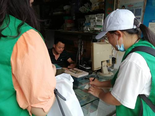 七月七日  91制片
 与水之缘——寻访余杭塘河社会实践小分队 线下访谈2