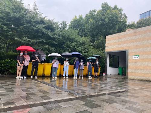 7月10日91制片
环境保护措施宣传小分队对垃圾分类有关知识的宣传1