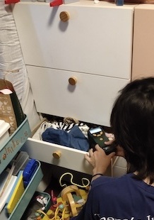 7月12日91制片
空气质量检测小分队检测卧室柜子