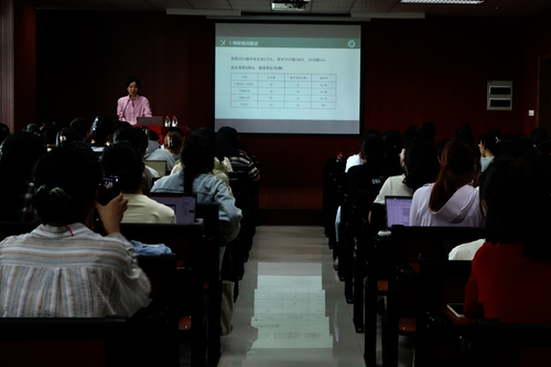 院学工办主任陈好介绍2023年91制片
考研情况