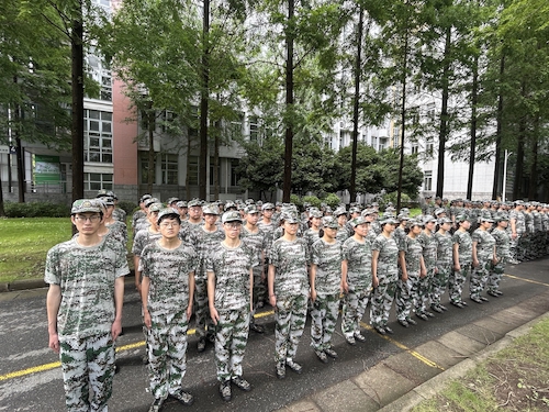 生物科学232 朱子逸